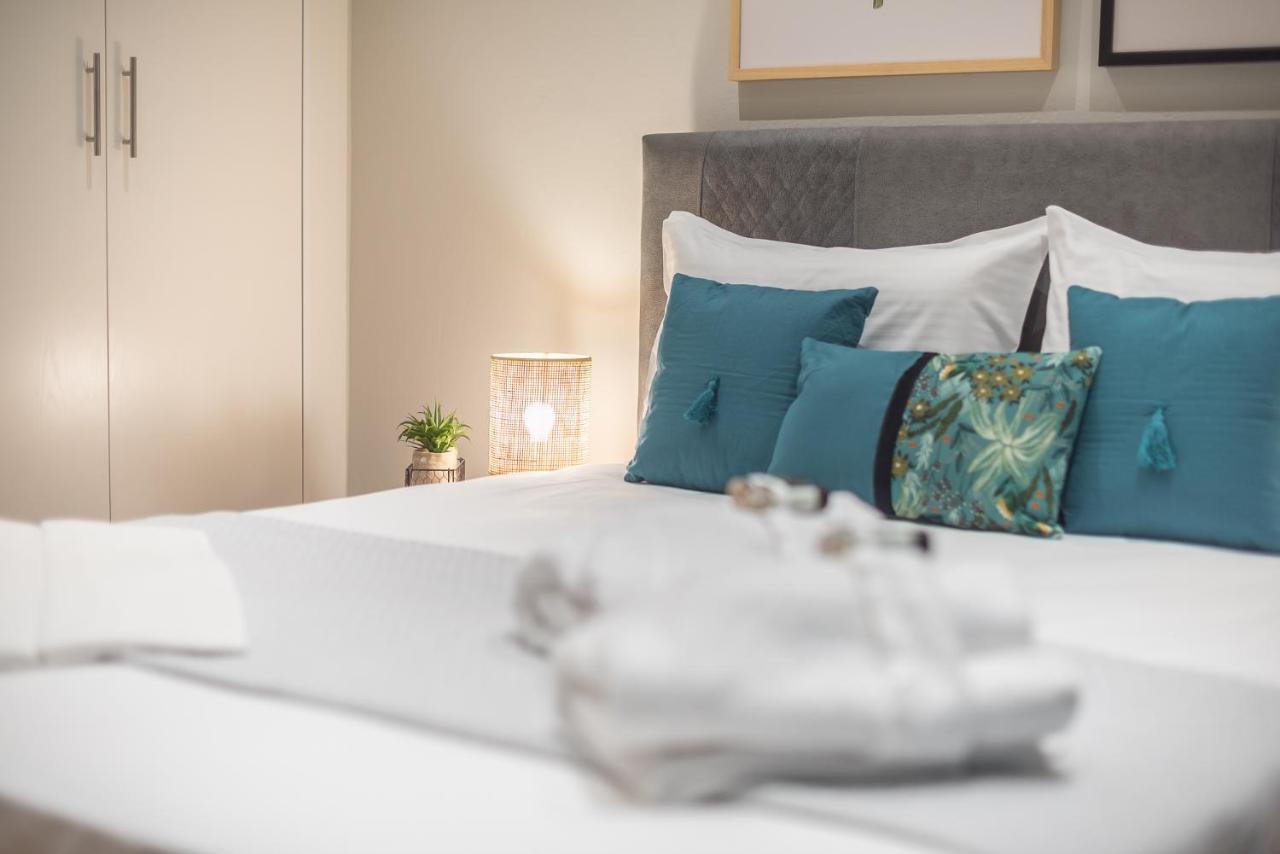 Elegant Mavili Suite By Cloudkeys Athena Bagian luar foto